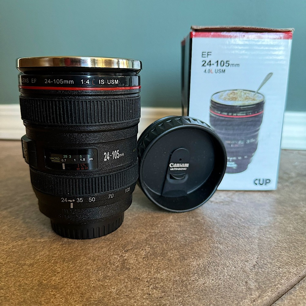 NEW In BOX - Cannon Style Camera Lens Insulated Mug